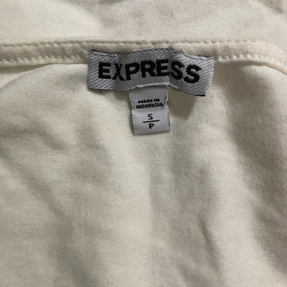 Express Tops - Picture 6 of 6